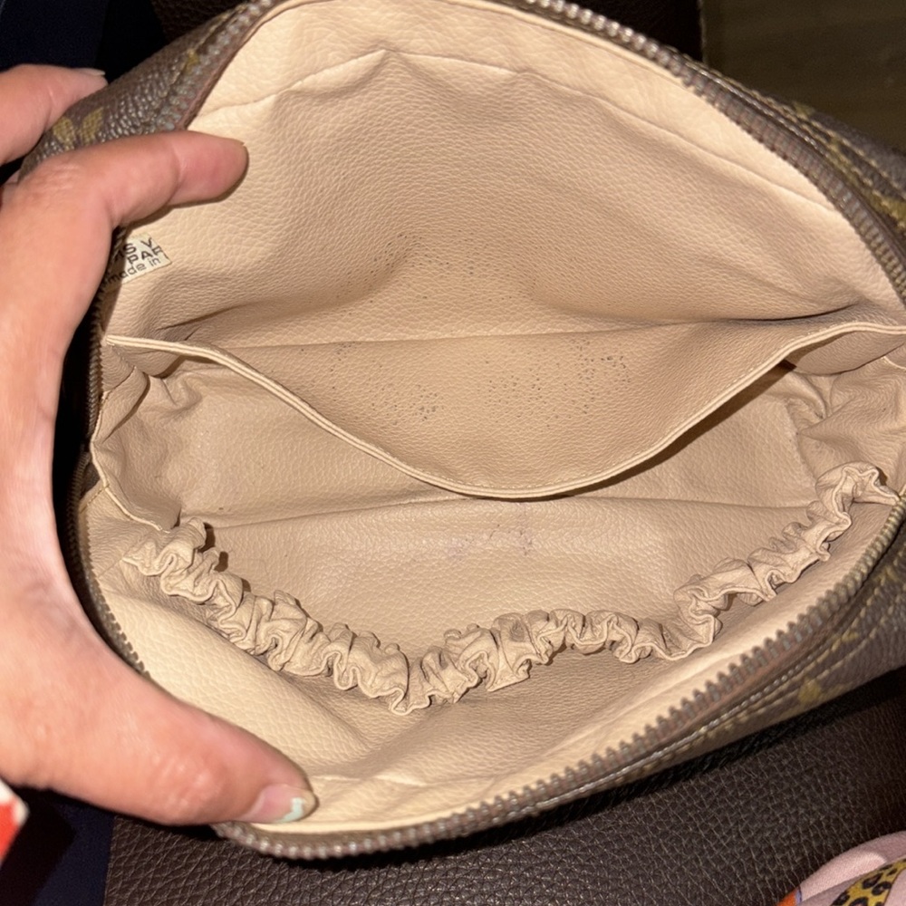 Louis Vuitton Dark Brown Monogram Toiletry Bag - Picture 12 of 12